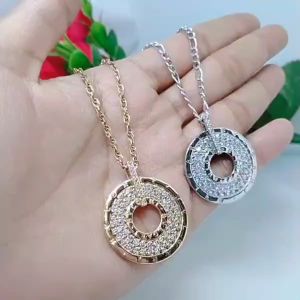 Kalung Titanium Anti Karat & Anti Luntur: Perhiasan Tahan Lama