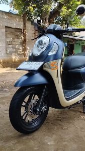 Striping Stiker Polet list motor Honda Scoopy 2021 2022 sporty fashion biru dongker blue cream cool list body standar terbaik fullset termurah Barokah Sticker