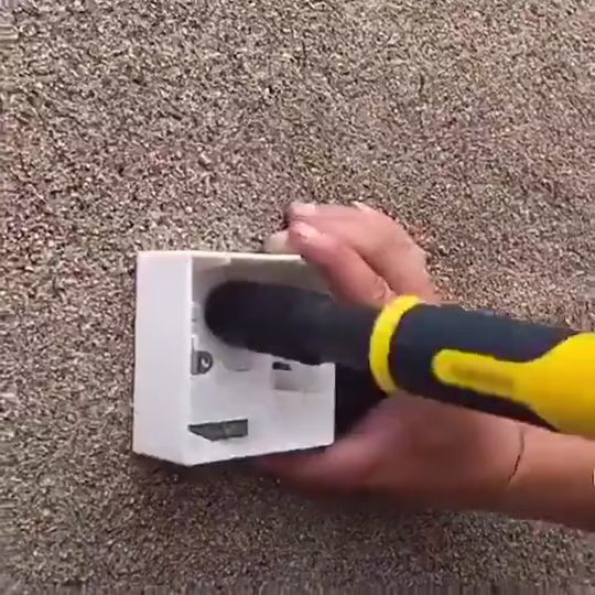 MAKITA Manual Nail Gun Heavy Duty with Free Nails No Punch Concrete