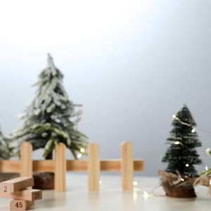 Đèn LED Năng Lượng Mặt Trời Kèm Sạc USB Tiện Dụng Mang Theo Du Lịch Cắm Trại màu đen