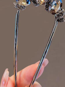 2024 ใหม่ U-Shape Crystal Hairpin ทรงหางปลาแบบจีนใหม่ เครื่องประดับผมไฮเอนด์แบบปัจจุบันสำหรับผู้หญิง
