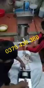 Máy đùn thịt xúc xích tự động 10L đùn xúc xích nem lạp xưởng