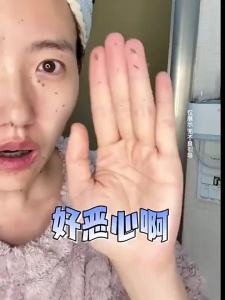 Lucenbase | Gel tẩy tế bào chết và làm sạch lỗ chân lông Lucenbase Yellow Sugar Exfoliating Gel 150g (Yellow Sugar x Alpha-Arbutin x VC)
