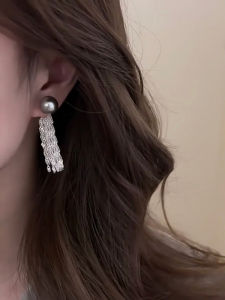 ต่างหูแบบใส่ได้สองด้านทำจากผ้าปักลายไข่มุกสีเทา 925 เงินแท้ ต่างหูแบบห่วงป้องกันการแพ้สำหรับผู้หญิง ต่างหูแฟชั่น 2023