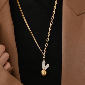 Luxurious Long-Eared Bunny Necklace Womens Sweater Chain Fashionable Titanium Steel Animal Pattern Jewelry  out