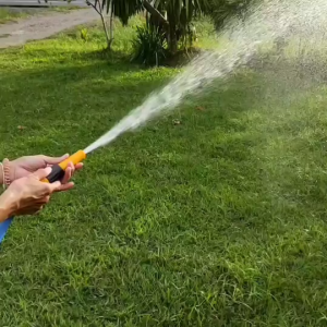 สายยางฟ้า 4หุน (1/2 นิ้ว) ความยาวมีให้เลือกตั้งแต่ 1 ถึง 30 เมตร ชุดล้างรถ หัวพ่นโลหะ สายยาง ล้าง รถ พร้อม หัวฉีด