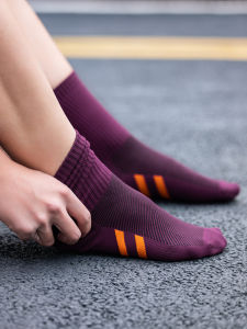 Santic Mid-calf Cycling Socks New Sport Riding Bicycle Socks Men Women Gear Spring 2023 Sports Cycling Equipment