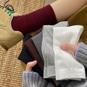 Retro Women Cotton Loose Socks Autumn Winter Knitting Solid Color Long Black Red Korean Japanese Student Girls Crew Mid-tube Socks
