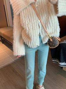 สุภาพสตรี หนาขึ้น นุ่ม เสื้อสเวตเตอร์ คาร์ดิเกน สไตล์เกาหลี แขนยาวติดกระดุมคอ ดีไซน์ ฤดูใบไม้ร่วง ฤดูหนาว เสื้อแจ๊กเก็ตมาใหม่