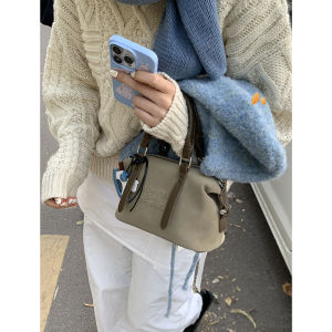 Fashionable Casual Womens Handbag 2024 New Winter Retro Style Versatile Single Shoulder Crossbody Bag Soft Suede Material