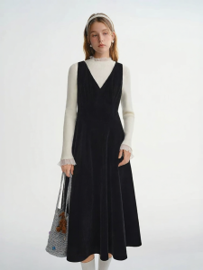 DUSHU | Silk Velvet V-Neck Sleeveless Dress