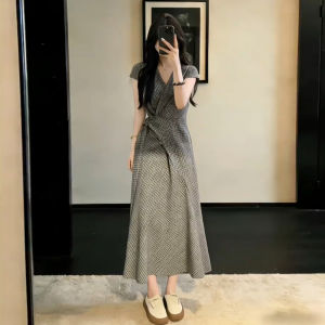 LIRUSHAN | Vintage Checkerboard V-Neck Long Dress