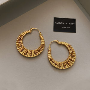 ต่างหูรูปวงกลมสีทองสำหรับผู้หญิง ต่างหูรูปวงกลมสไตล์ใหม่หรูหรา ต่างหูรูปวงกลมสไตล์ไฮเอนด์ ต่างหูรูปวงกลมสไตล์ฤดูใบไม้ร่วง/ฤดูหนาว