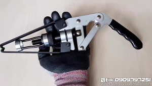 BABEDUO Universal Overhead Valve Spring Remover Compressor Stem Engine Seal Keeper Tool Valve spring pliers oil seal remover Valve spring remover repair tool