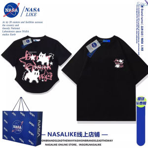 เสื้อยืดคู่รักแขนสั้นหลวมๆ สำหรับฤดูร้อนปี 2024 สำหรับผู้ชายและผู้หญิง ดีไซน์ใหม่ คอลเลกชั่นฤดูร้อน คอกลม ลายการ์ตูน