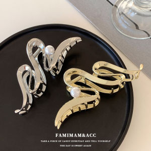 กิ๊บติดผมขนาดใหญ่โลหะ ดีไซน์ปลาฉลาม กิ๊บติดผมสำหรับผู้หญิง กิ๊บติดผมแบบหน้าม้า ของตกแต่งผม เครื่องประดับแฟชั่น