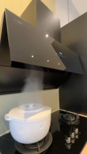 Fujioh - FR-SD2290V Package - Slanted Ventilated Chimney Hood with Gas Hob
