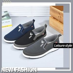 DMshoesไอเทมเด็ด รองเท้าผ้าใบแฟชั่น สำหรับผู้ชายทรงสวยทันสมัยผลิตจากวัสดุอย่างดีมีให้เลือก3สีสวมใส่ใช้งานได้ตลอดควรมีติดบ้านกันน๊า คุ้มจริง