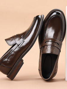 Retro Business Casual Leather Shoes Men Solid Wood Sole Loafer