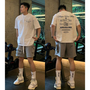 เสื้อยืดแขนสั้นผ้าฝ้ายสไตล์อเมริกันสำหรับผู้ชายในช่วงฤดูร้อน เสื้อยืดทรงหลวมพิมพ์ลายฮิปฮอปแบบลำลอง เสื้อตัวบน