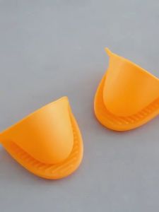 Combo 2 Miếng Bắc Nồi Silicon Mỏ Vịt Chống Nóng Chịu Nhiệt Cao Cặp Nhấc Nồi Chống Bỏng Cách Nhiệt Hiệu Quả Tiện Dụng
