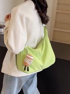 New Dumpling Bag Womens Crossbody Large Capacity ins Wind All-Match Casual Shoulder Bag Waterproof Nylon Traveling Bag Men