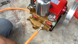 ข้อต่อฟรียอย ข้อต่อฟรีพ่นยา คอปเปอร์ถอดได้  ข้อต่อสายพ่นยา ขนาด 2 หุน ใช้กับสายพ่นยา เครื่องพ่นยา ปั๊มพ่นยา