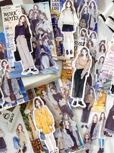 สติ๊กเกอร์ตกแต่งแบบ PET สำหรับตกแต่งบันทึกประจำวัน สไตล์วินเทจ ลายตัวละครผู้หญิง ลายสัตว์ ลายดอกไม้ ลายสติกเกอร์ 3 มิติ