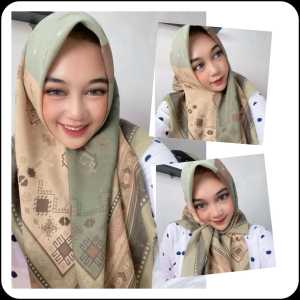 READY STOK HIJAB SEGI EMPAT MOTIF CANTIK WARNA SAGE GREEN BEST SELLER TERLARIS - KERUDUNG BY AURORA HIJAB