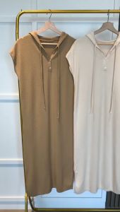 D11442 Hoodie Loose Knit Dress w/ Side Split