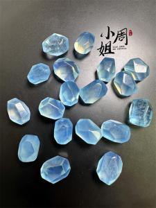 Natural Aquamarine Rough Stone Small Pendant Ice-like Blue Crystal Gem Necklace Bracelet Jewelry Perforated Men and Women