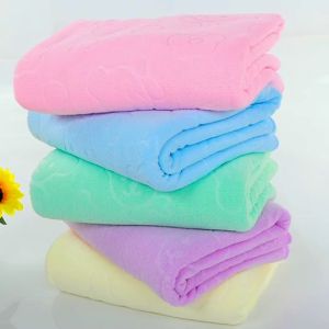 ผ้าขนหนู ผ้าเช็ดตัวนาโนผืนใหญ่  ซับน้ำแห้งไว เซ็ท 3 ผืน ขนาด 152ซม. ลายน่ารัก หลายสี คละลาย  โปรโมชั่น !! ลดราคา !!