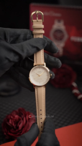 Jam Tangan Wanita Casio LTP-VT03GL-4B Analog Beige Dial Brown Leather Band