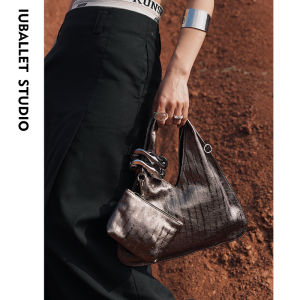 IUBALLET 2025 New Small Design Hobo Handbag Top Layer Cowhide Leather Shopping Bag Casual Crossbody Square Shape Pure Color