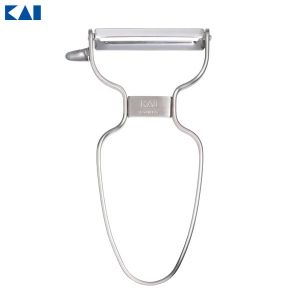 Kai สแตนเลสผักผลไม้ Peeler T-shaped ครัวเครื่องมือมัลติฟังก์ชั่เครื่องขูดอาหารสําหรับทําอาหารและเบเกอรี่