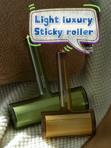 Ecoco Sticky Lint Roller Clothes Dust Remover Pet Fur Hair Cleaner Portable with Cover Light Luxury