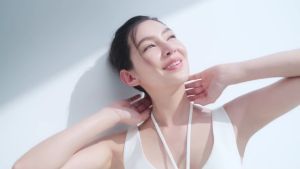 กันแดดเนื้อบาง เบา KA UV WHITENING SOFT CREAM SPF50+ PA++++ (7กรัมx6ซอง)