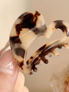 hellocandy | Hollow Heart Shape Acetate Vintage Gentle Work Style Hair Clamp