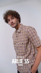 Kemeja Motif Kotak Arzu SS: Kemeja Lengan Pendek Katun untuk Pria 1968