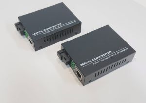 3Km HTB-GS-03 Gigabit Fiber Optical Media Converter 10/100/1000Mbps Single Mode to RJ45 UPC/APC SC-Port External With US/EU Power Supply