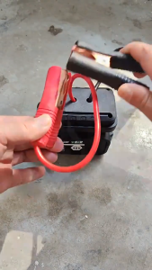 【Tech Haven99】มอคค่าแบตเตอรี่รถยนต์พกพาจั๊มสตาร์ทสำหรับ Makita Da Yi กล่องจัมเปอร์แบตเตอรี่ลิเธียมแพ็คแบตเตอรี USB คู่ชาร์จเร็วบูสเตอร์ยานยนต์ พร้อมส่ง 【จัดส่งจากกรุงเทพ】