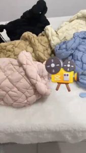 Tas Parasut Wanita Import: Tas Wanita Desain Modern & Berkualitas Tinggi
