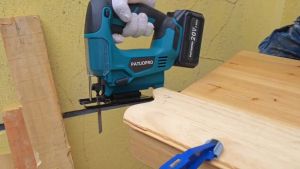 WOYOFADA Gergaji Mesin Cordless Jig Saw Handheld 6 Gear 2800 RPM - WY-6