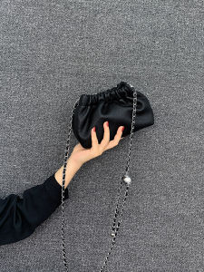 Fashionable Folded Bucket Bag Womens Crossbody Chain Bag Versatile Casual Soft PU Leather Summer 2024 Trendy Satchel