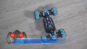 4WD RC Mobil 1:16 Stunt RC Mobil dengan Lampu LED Gesture Induksi Deformasi Twist Mendaki Dikendalikan Radio Mobil Mainan Elektronik untuk Anak-anak