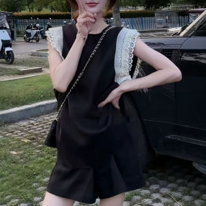 Shalldoer | ชุดสองชิ้นสไตล์เกาหลีสุดหรูหรา ฤดูร้อนปี 2025 เสื้อแขนกุดและกางเกงขาสั้นแบบลำลองที่สวมใส่สบายและมีสไตล์สำหรับผู้หญิง