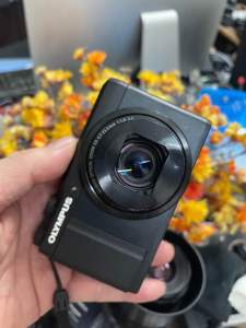 Máy ảnh Olympus Stylus XZ-10 có tiếng việt wifi