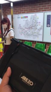 Tas Slempang Desain Stylish & Hand Bag Arezo Anti Air