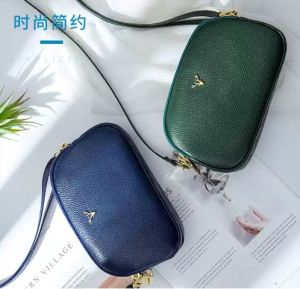 LAHENK - Bisa COD (( ap14 ) NEW ARRIVAL !! Tas Selempang Wanita Tas Bahu Wanita Tas Wanita Tas HP wanita Tas Wanita Dewasa Model Terbaru 2022 Tas Selempang Wanita Terbaru Kekinian Tas 2022 model Cewe Baru Viral Tas Bahan Premium Jeruk Pairut