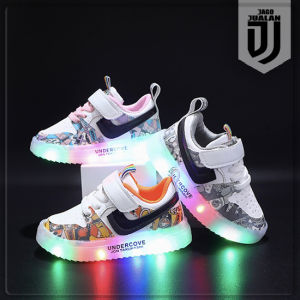 Sepatu Sneakers Lampu LED Anak & Tips Memilih